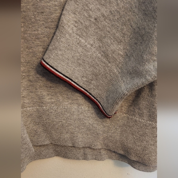 Tommy Hilfiger Gray Sweater - Picture 6 of 6